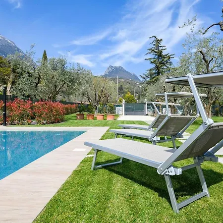 Maison Bellini 4 * Toscolano Maderno